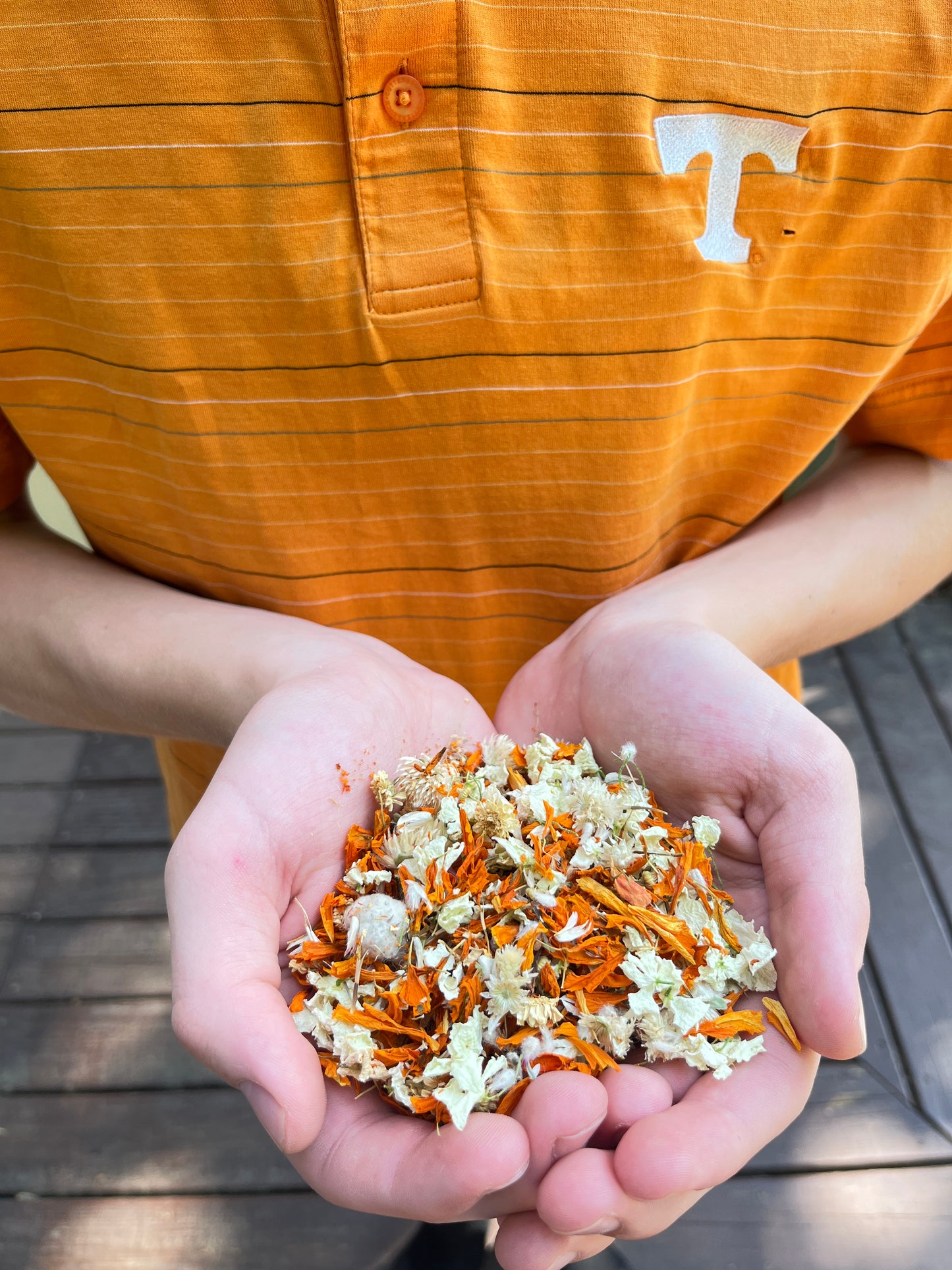Go Vols! Flower Confetti