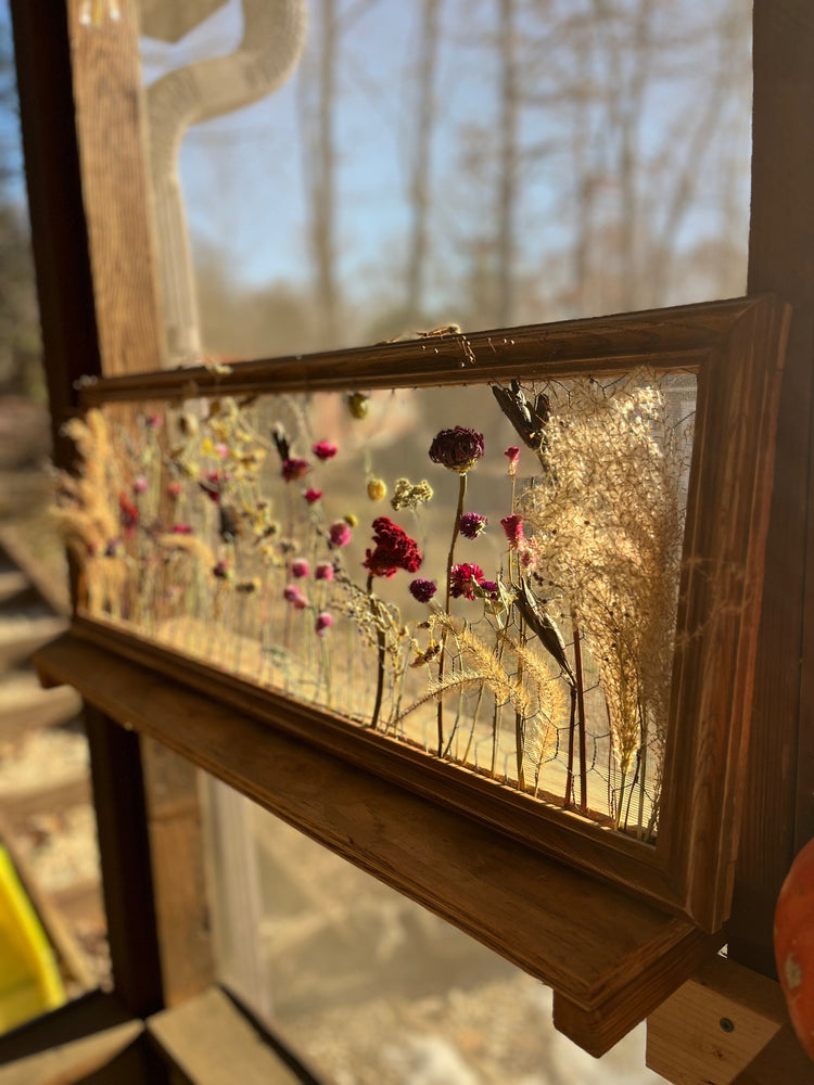 Dried flower meadow in barnwood frame
